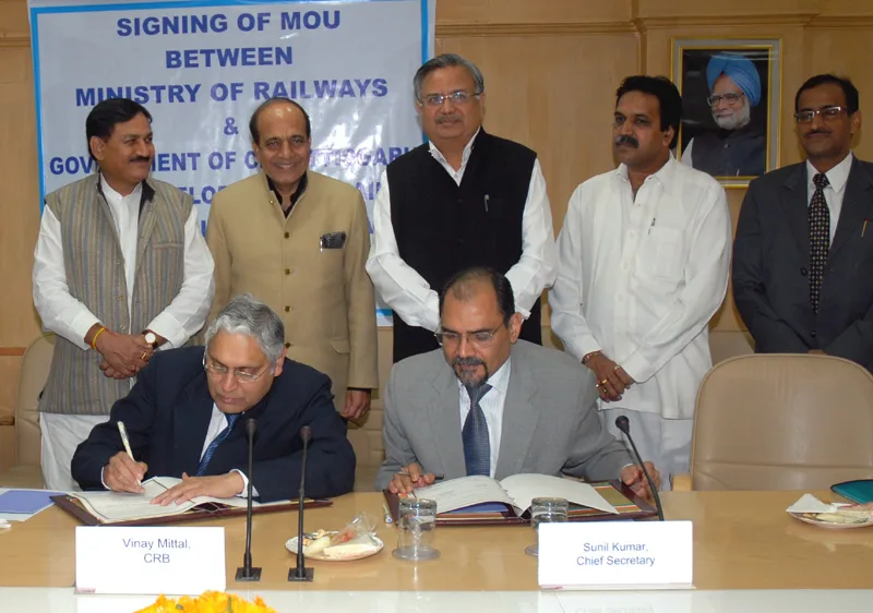 Ministry of Railways and State Government of Chhatisgarh Sign an MOU on Development of Rail..