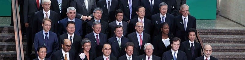 The Union Finance Minister, Shri Pranab Mukherjee in a g..