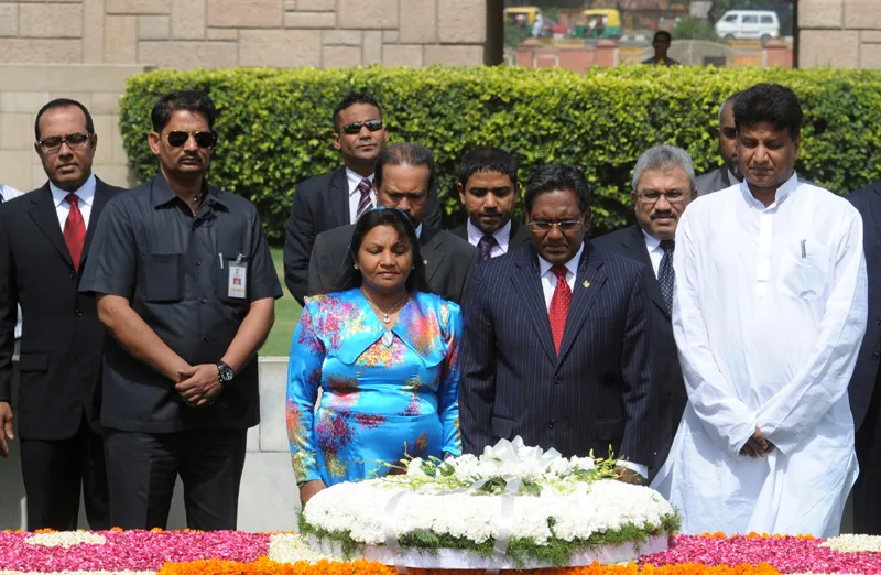The President of Maldives, Dr. Mohamed Waheed laid wreath at the….