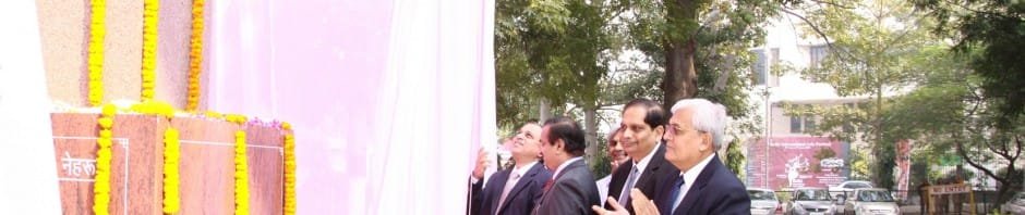 Bust of Pt. Jawarharlal Nehru unveiled at BHEL's Corporate Office‏