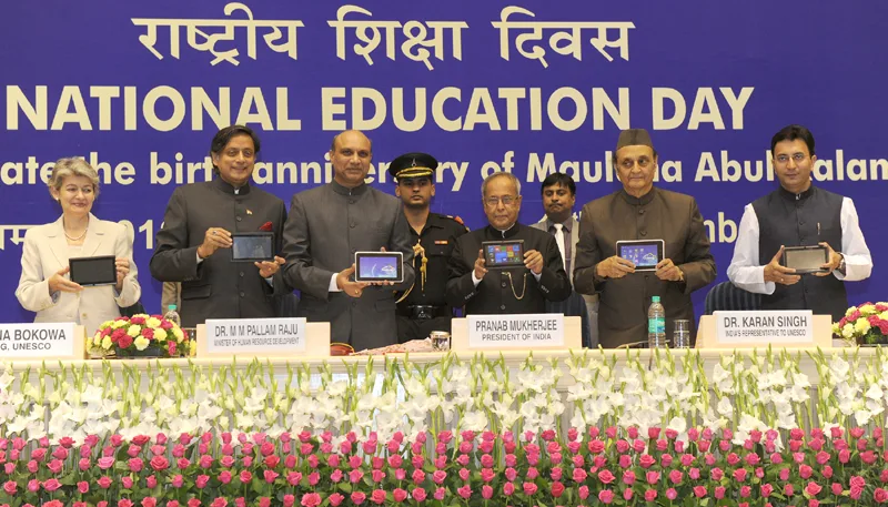 The President, Shri Pranab Mukherjee launching the Aakash…