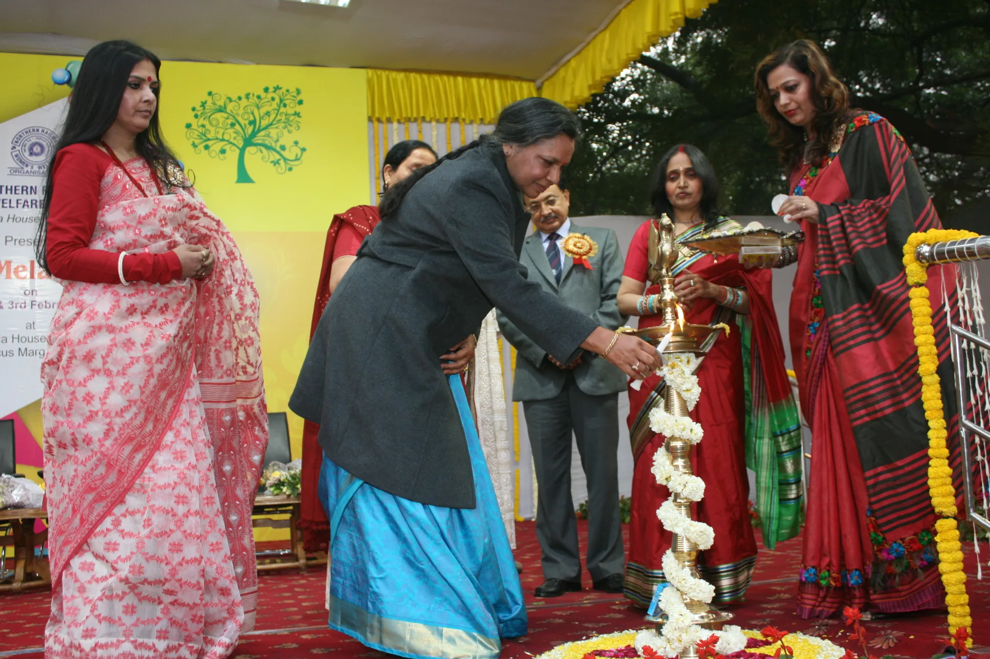 SMT. MADHU BANSAL, WIFE OF SH. PAWAN KUMAR BANSAL ,...