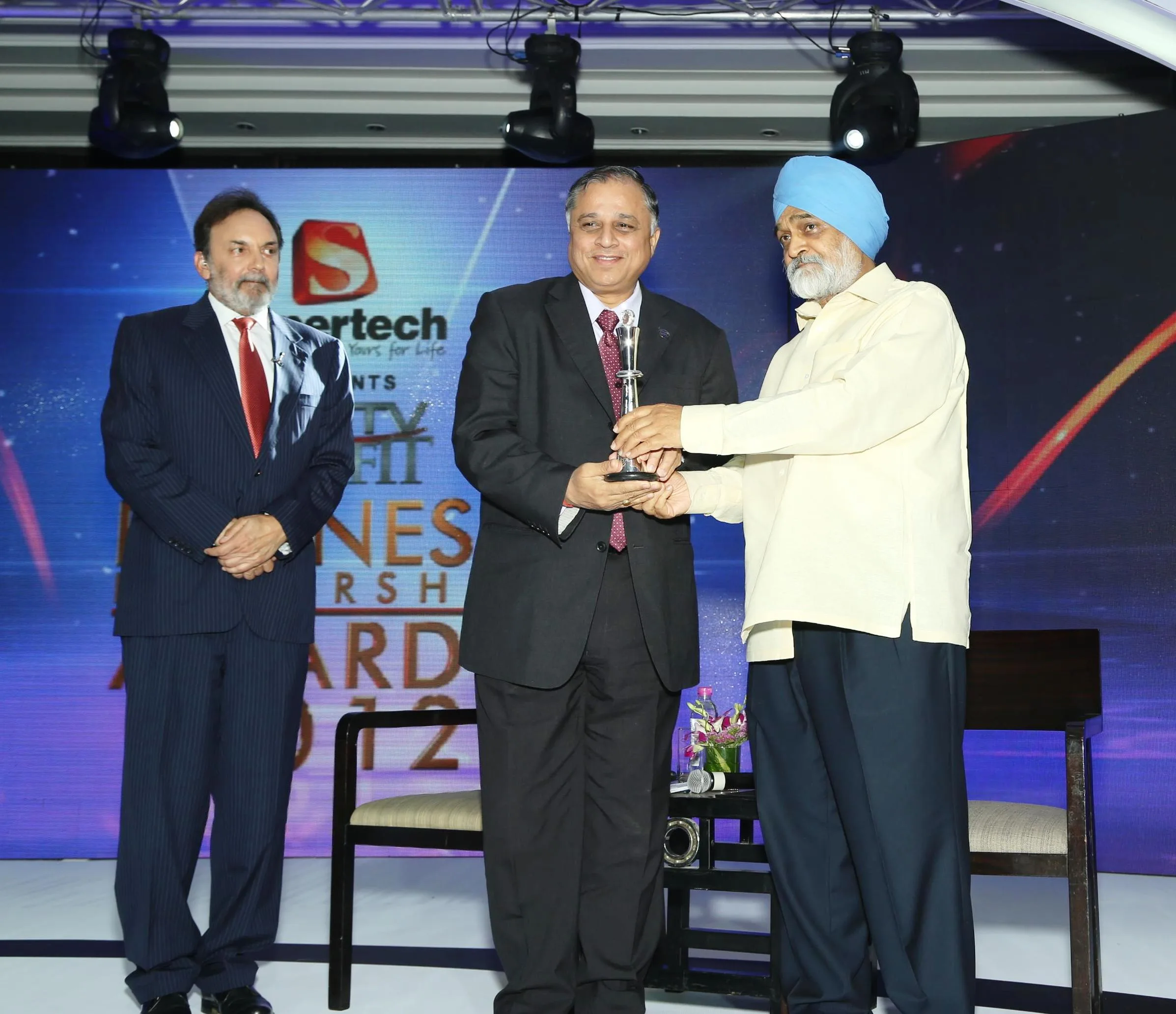 BHEL receives NDTV Profit Business Leadership Award 2012‏