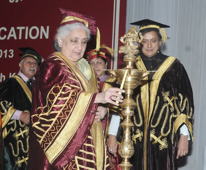 The Union Minister for Culture, Smt. Chandresh Kumari Katoch lighting the lamp at the 10th Con…