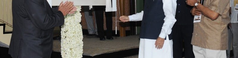 The Prime Minister, Dr. Manmohan Singh unveiling the plaque to lay the foundation...