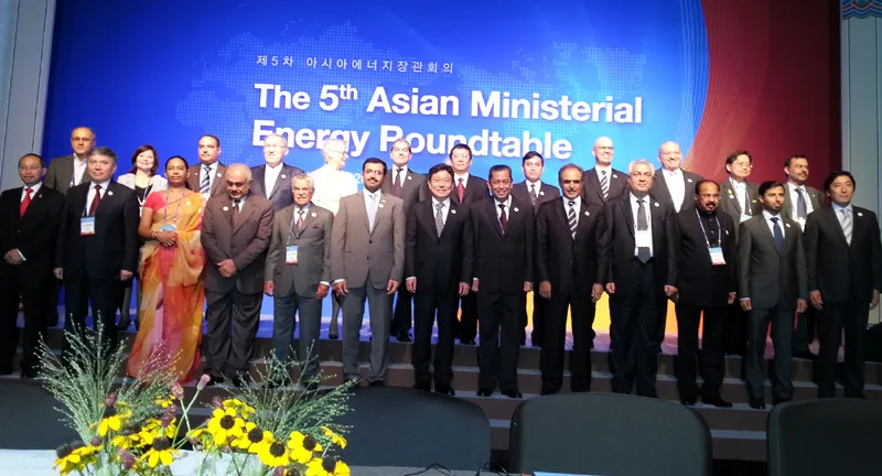 The Union Minister for Petroleum & Natural Gas, Dr. M. Veerappa Moily in a group …