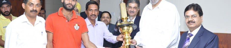 Punjab & Sind Bank Felicitates Bank’s Hockey Team on winning 50th Nehru Senior Hockey Tournament