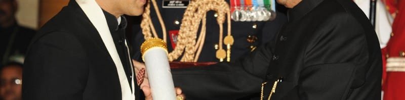 The President, Shri Pranab Mukherjee presenting the Bharat Ratna Award 2014...