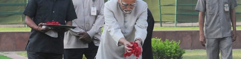 The Vice President, Shri Mohd. Hamid Ansari paying floral tributes at the...