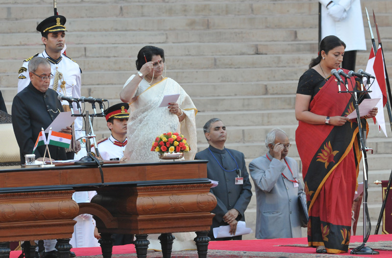 The President, Shri Pranab Mukherjee administering the oath as Cabinet Minister to Smt. Smriti Zubin Irani, at a Swearing-in Ceremony, at Rashtrapati Bhavan, in New Delhi