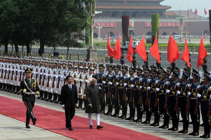 The Vice President, Shri Mohd. Hamid Ansari inspecting the Guard of Honour,…