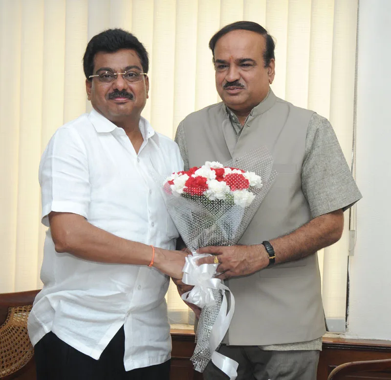 The Irrigation Minister of Karnataka, Shri M.B. Patil calling on the...