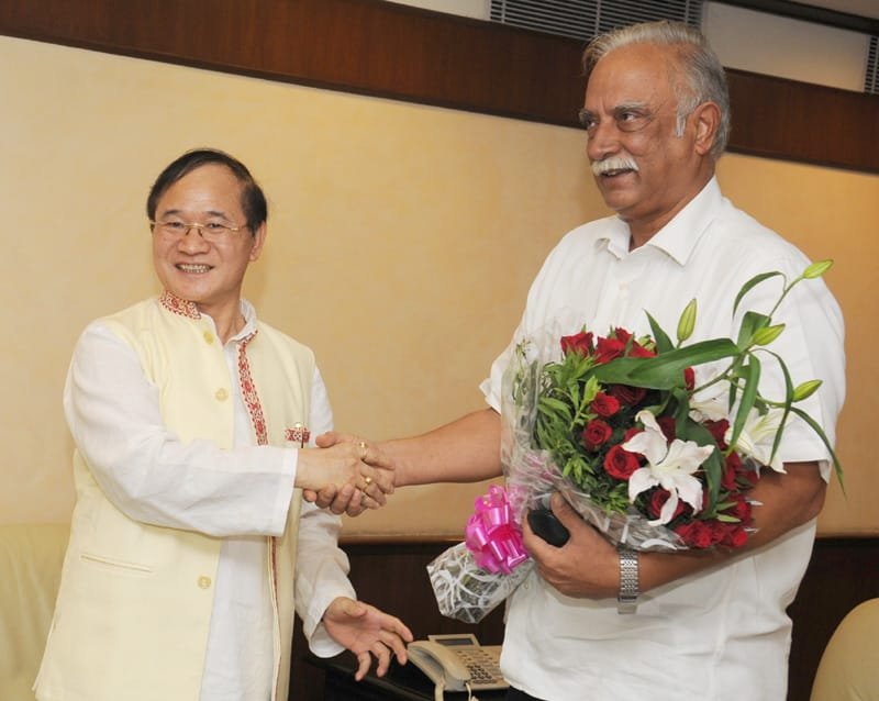 The Chief Minister of Arunachal Pradesh, Shri Nabam Tuki meeting the…