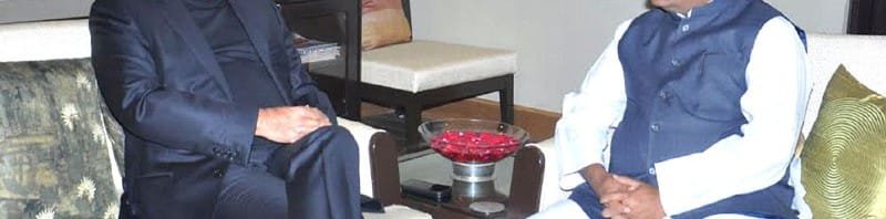 The CEO and MD of Infosys Ltd., Shri Vishal Sikka meeting the Union Minister for Communications & Information Technology and Law & Justice, Shri Ravi Shankar Prasad, in New Delhi