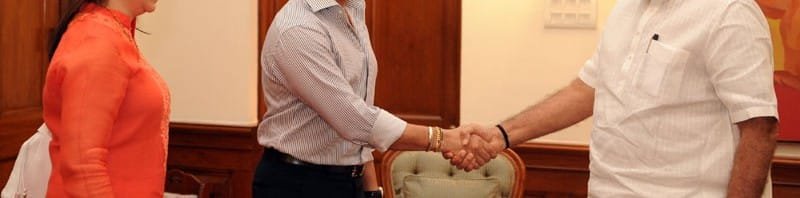 Eminent sports person, Shri Sachin Tendulkar calls on the Prime Minister, ...