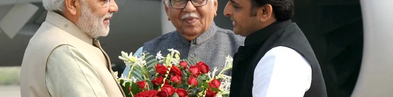 The Prime Minister, Shri Narendra Modi being received by the Governor of ...