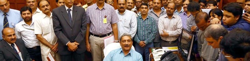 Shri Manohar Parrikar interacting with the media after taking charge as new Defence Minister, in New Delhi