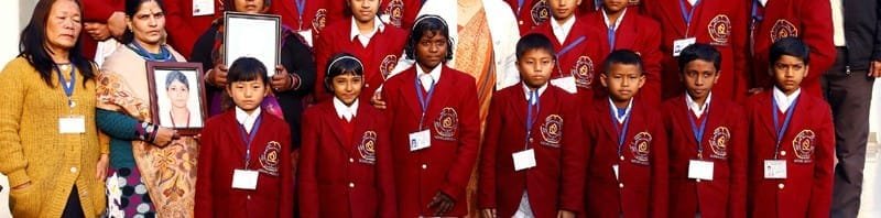 The Chief of the Air Staff, Air Chief Marshal Arup Raha with the National Bravery Award winners, in New Delhi