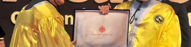 The Prime Minister, Shri Narendra Modi being presented a memento by the ...