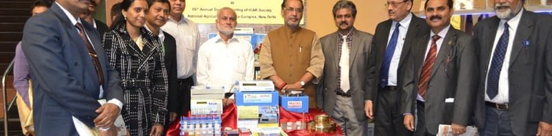 The Union Minister for Agriculture, Shri Radha Mohan Singh with the senior officials of  ICAR...