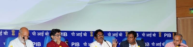 The Jury Chairperson, Shri P. Bharathiraja addressing a press conference to..