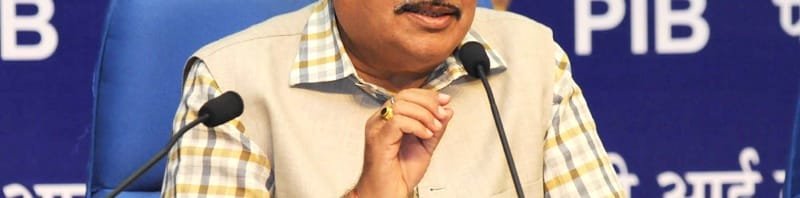The Union Minister for Road Transport & Highways and Shipping, Shri Nitin Gadkari ..