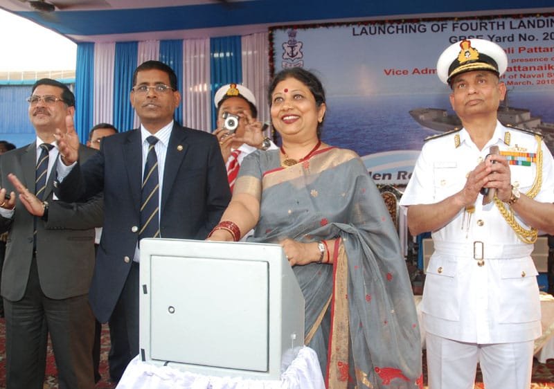 Smt. Seli Pattanaik wife of the Deputy Chief of the Naval Staff, Vice Admiral R.K. Pattanaik ..