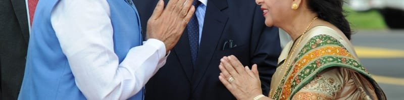 The Prime Minister, Shri Narendra Modi at the ceremonial reception, in Sir ..