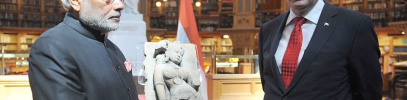 The Prime Minister, Shri Narendra Modi visiting the library of Canadian Parliament..