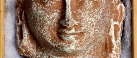 The Prime Minister, Shri Narendra Modi’s gift to the President of the People's Republic of China, Mr. Xi Jinping, China