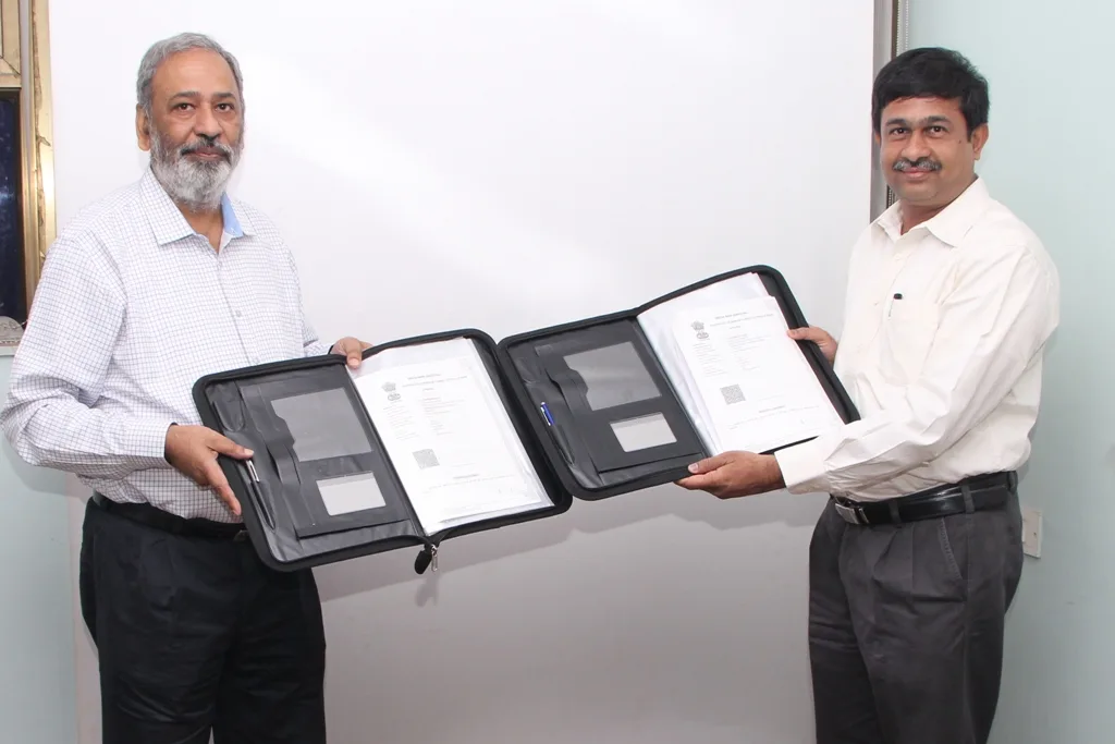 NTPC and IITB sign MoU for R& D