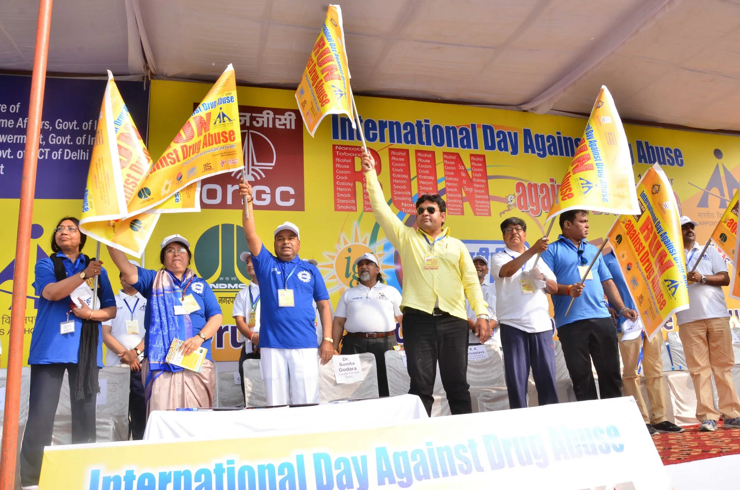 THAAWAR CHAND GEHLOT FLAGS OFF RUN ON THE INTERNATIONAL DAY AGAINST DRUG ABUSE