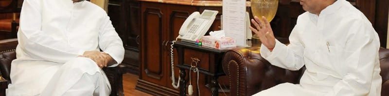 The Chief Minister of Assam, Shri Tarun Gogoi calling on the Union Minister for Finance..