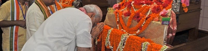 The Prime Minister, Shri Narendra Modi visits Sree Sree Dhakeshwari National Temple, in Bangladesh