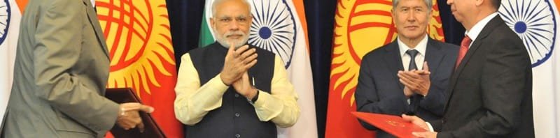 The Prime Minister, Shri Narendra Modi and the President of Kyrgyz Republic, ...
