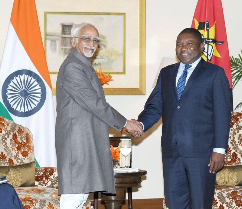 The Vice President, Shri Mohd. Hamid Ansari meeting the President of the Republic of..