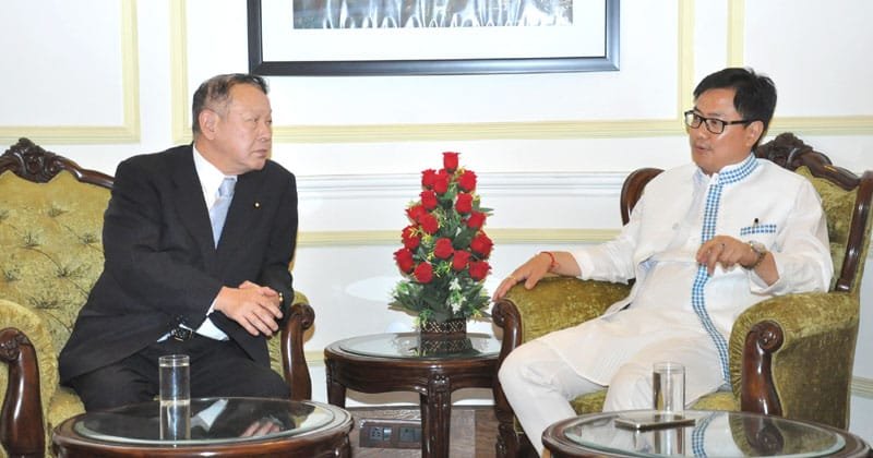 The State Minister of Cabinet Office, Japan, Mr. Fumiaki Matsumoto calling on ..