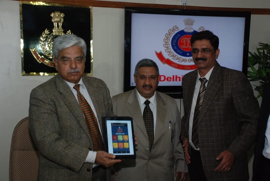 DELHI POLICE LAUNCH MOBILE APP FOR LODGING E-FIR FOR MOTOR VEHICLE THEFT