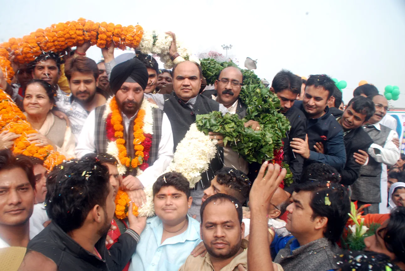 FORMER DELHI PRADESH CONGRESS COMMITTEE CHIEF ARVINDER LOVELY BIRTHDAY CELEBRATED BY WORKERS