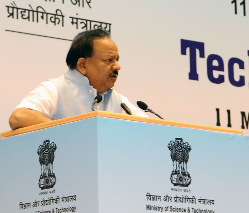 The Union Minister for Science & Technology and Earth Sciences, Dr. Harsh Vardhan..