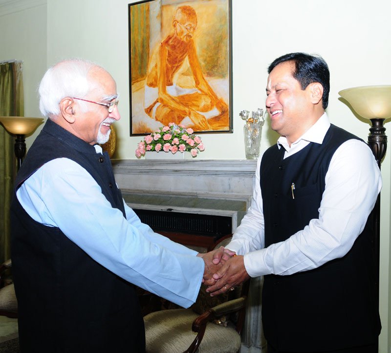 The Chief Minister of Assam, Shri Sarbananda Sonowal calling on the Vice President,..