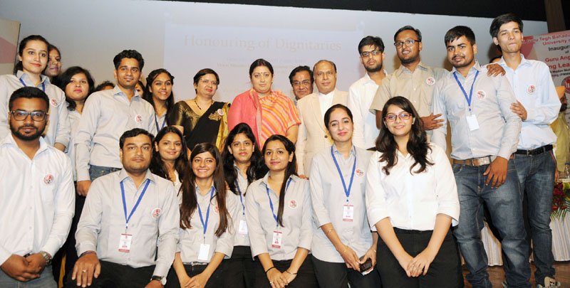 The Union Minister for Human Resource Development, Smt. Smriti Irani in a group..