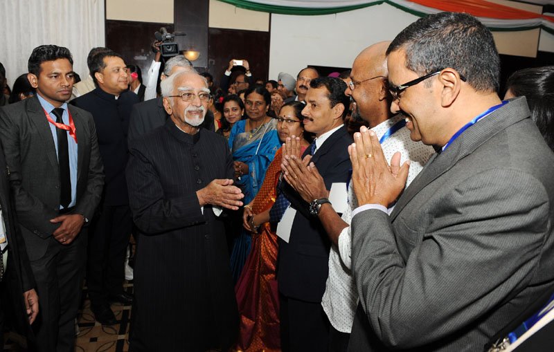 The Vice President, Shri M. Hamid Ansari interacting with the Indian community, in Kigali, Rwanda