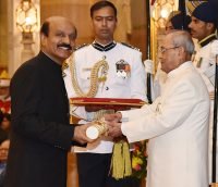 The President, Shri Pranab Mukherjee presenting the Padma Shri Award ..