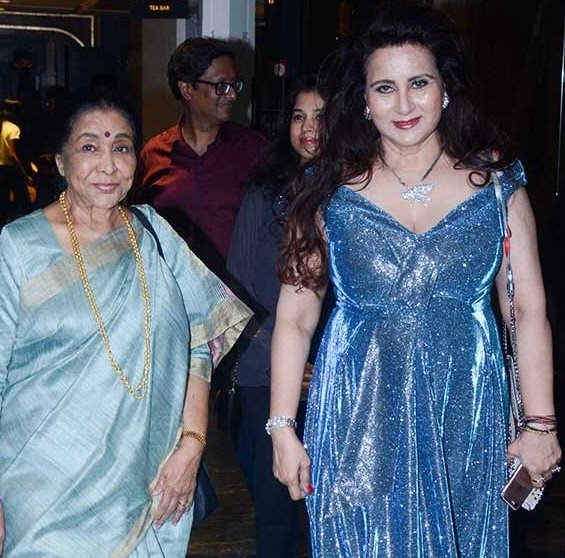 Asha Bhosle Celebrates Poonam Dhillon’s Birthday