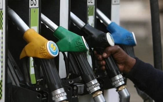 Anil Gopishankar Mukim gets addl charge of the post of Secretary, M/o Petroleum & Natural Gas