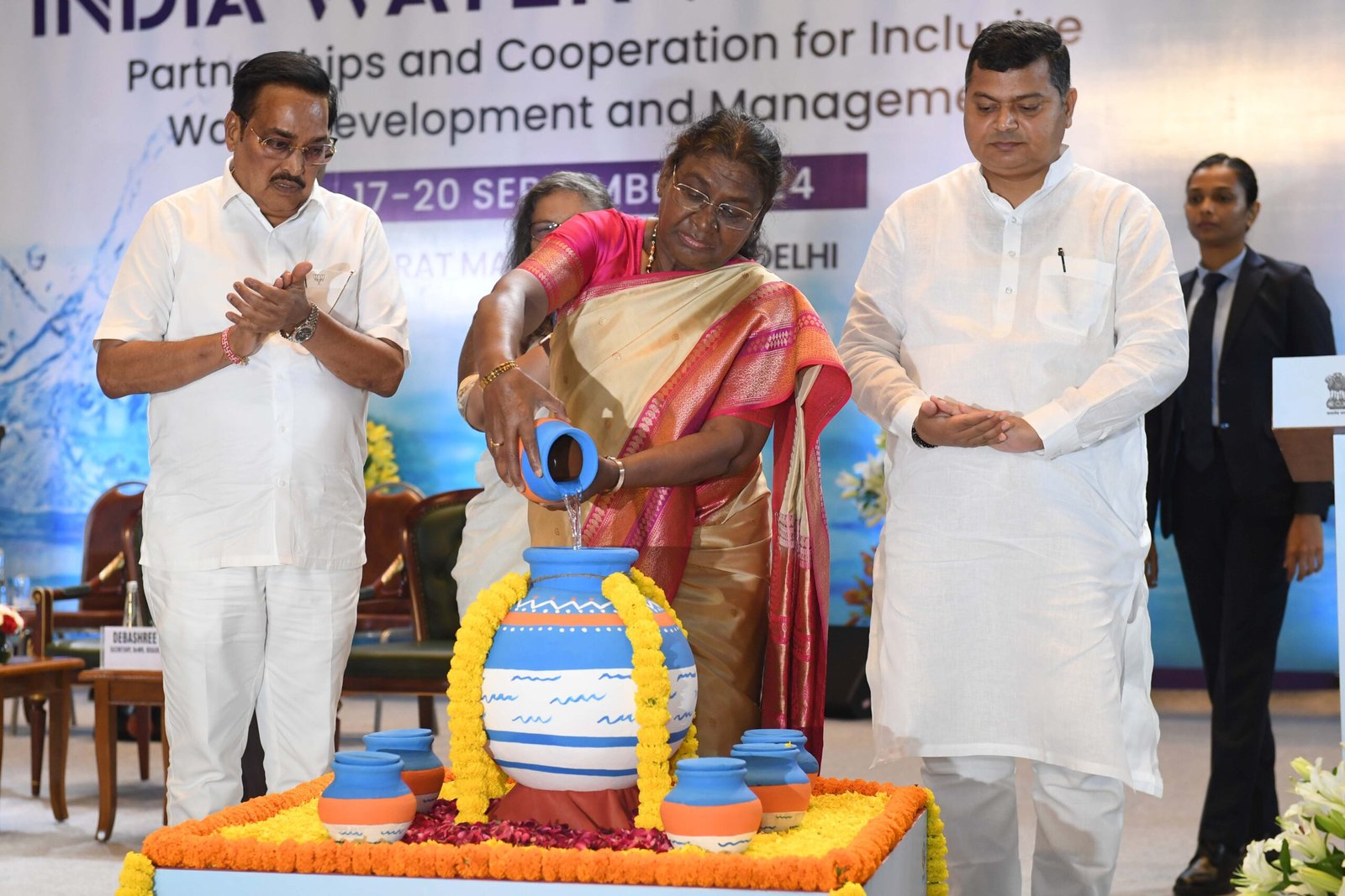PRESIDENT OF INDIA INAUGURATES 8TH INDIA WATER WEEK